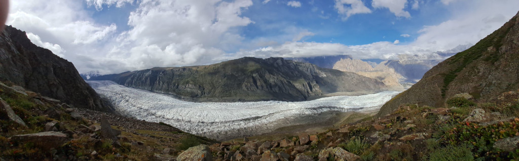 panoramic view of Pakistan's glacier melting