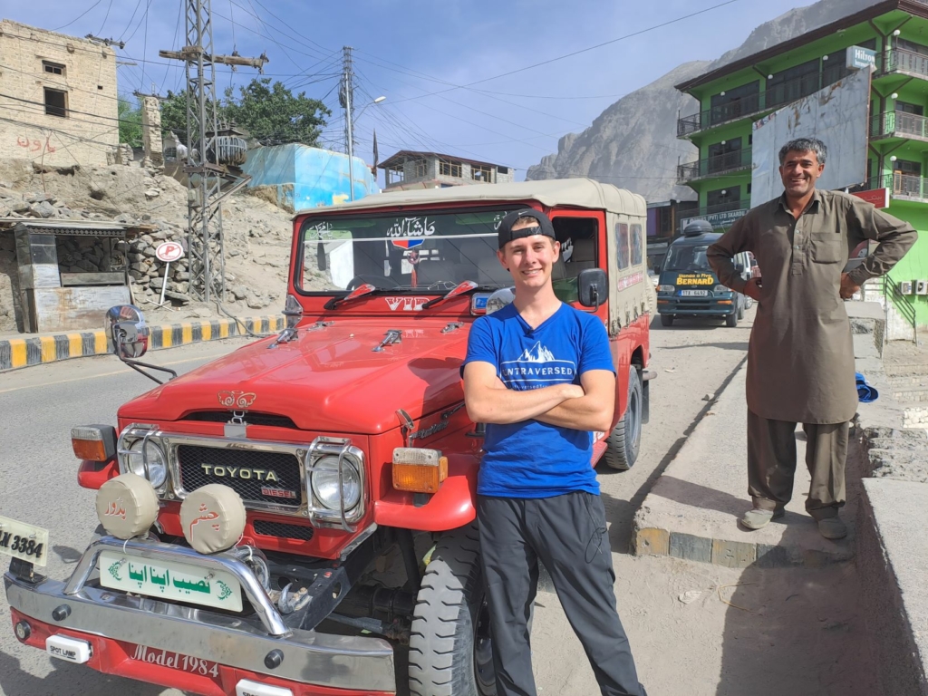 asian toyota jeep in skardu valley