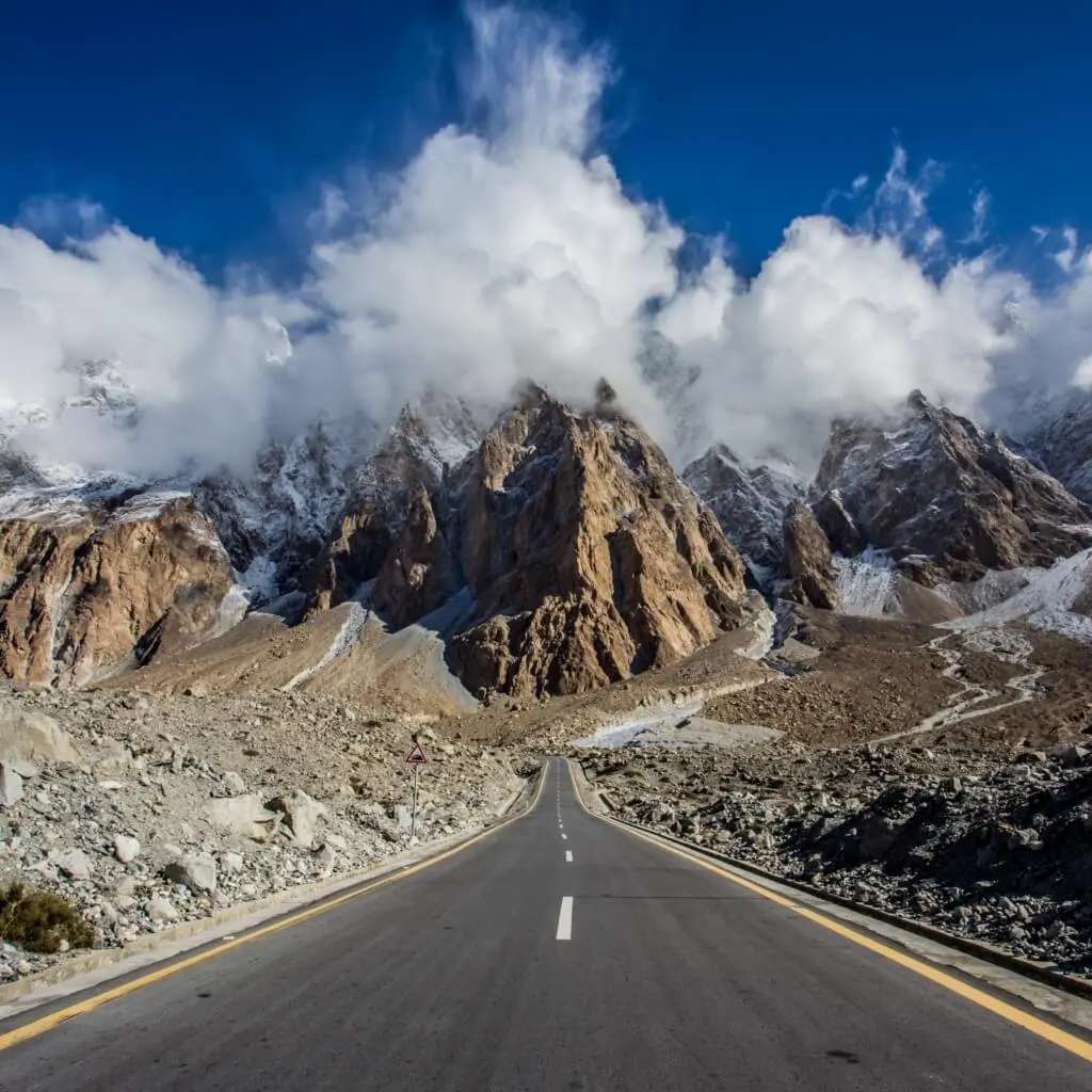 Untraversed Travel Karakoram Highway