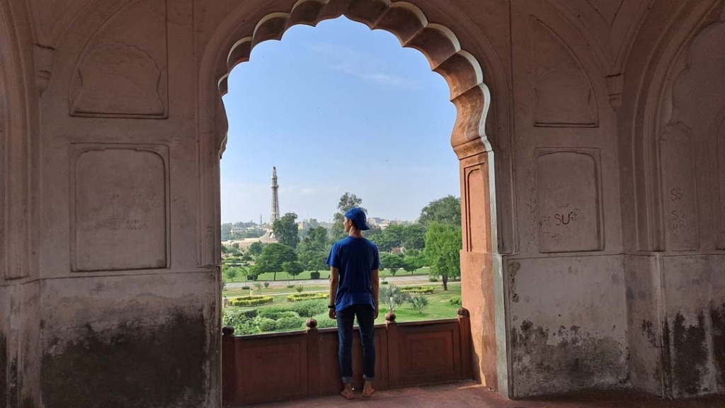 Lahore Fort Park Garden From Badshahi